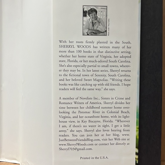 Hardcover novel “Home in Carolina” by Sherryl Woods published by MIRA - Picture 3 of 16